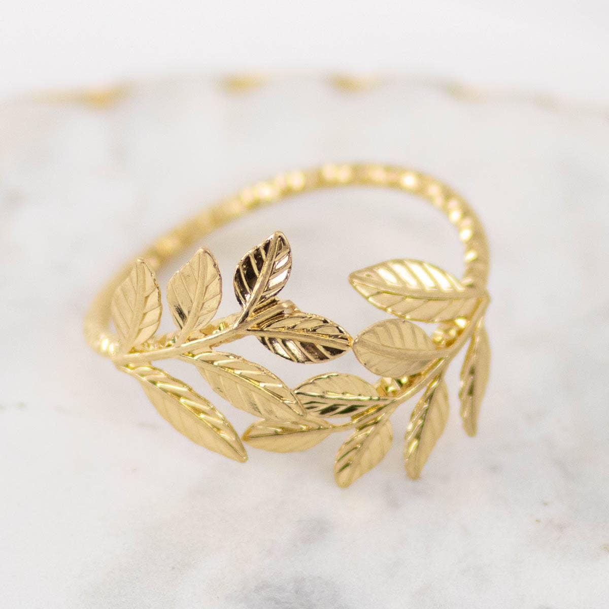 Laurel Wreath Napkin Ring Matte Gold 2"