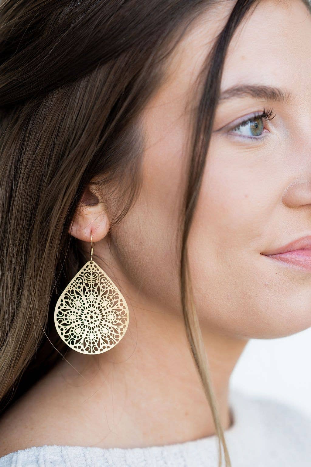 Camilla / 18k Gold Plated Stainless Steel Earrings