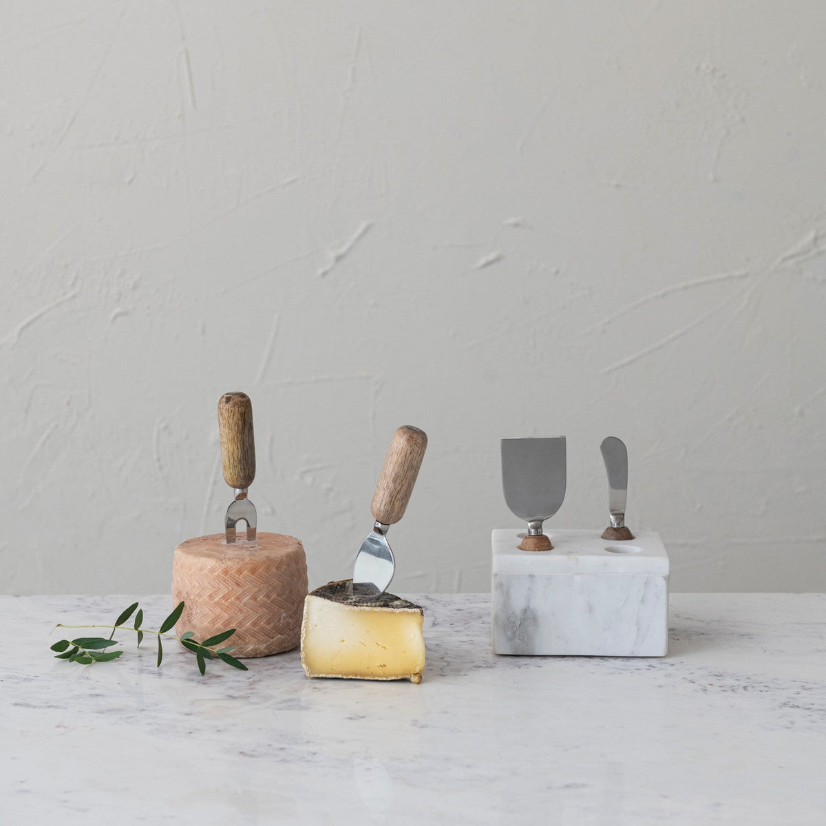Stainless Steel Cheese Servers w/ Mango Wood Handles & Marble Stand, White & Natural, Set of 5