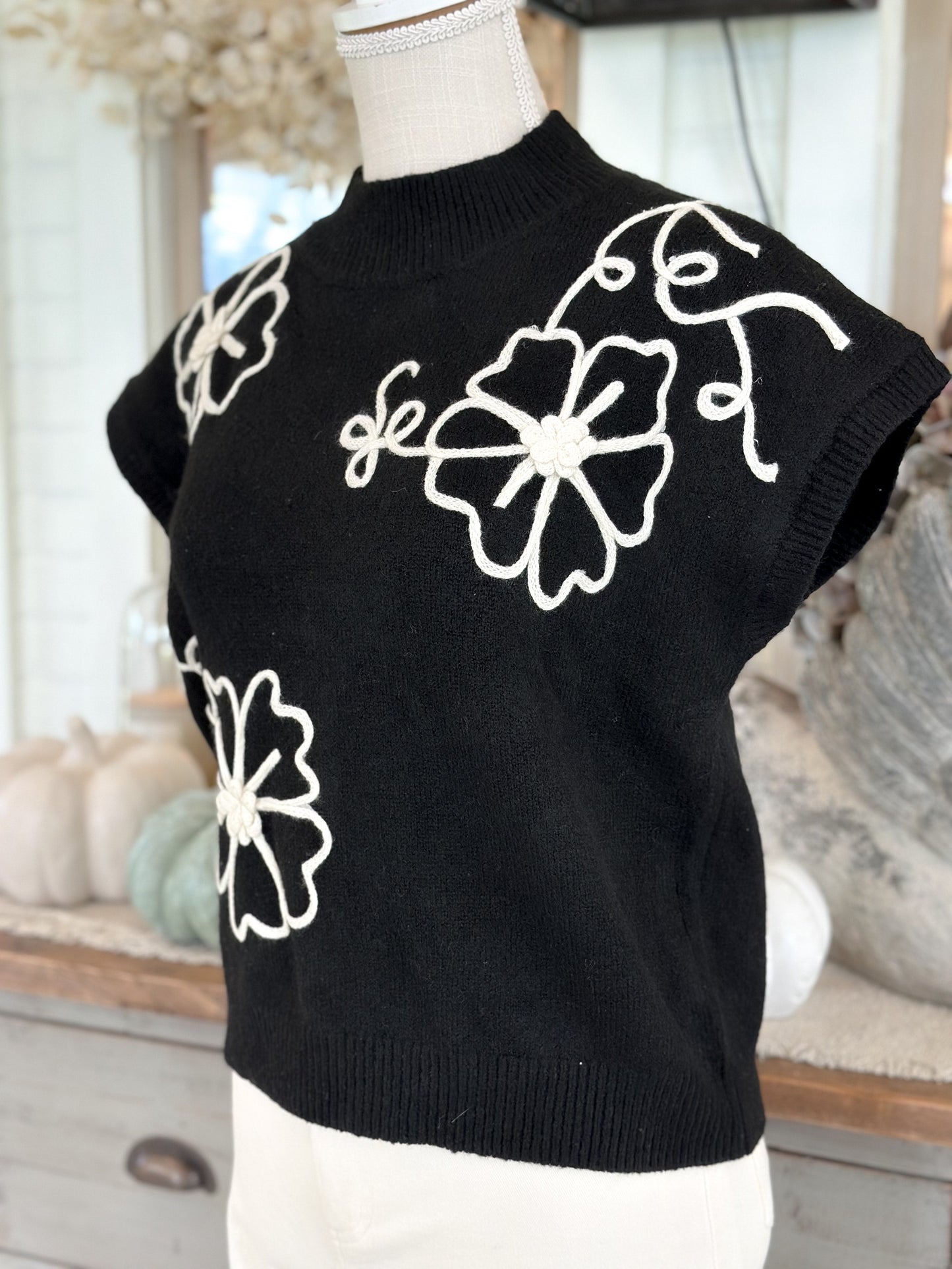 Black Short Sleeve Sweater With Raised Cream Flowers