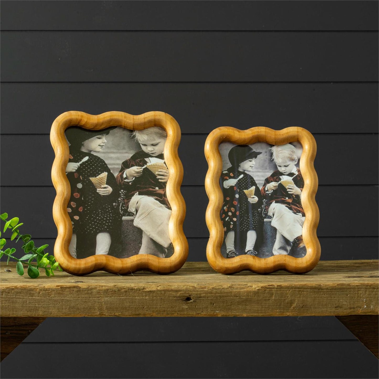 Wavy Edge Wood Photo Frame- 2 sizes