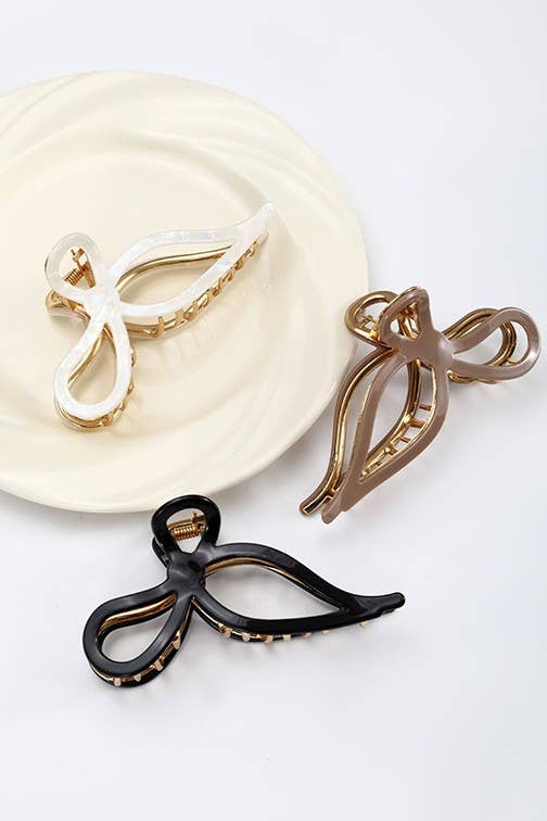 Black Jumbo Cellulose Casting Bow Hair Clip
