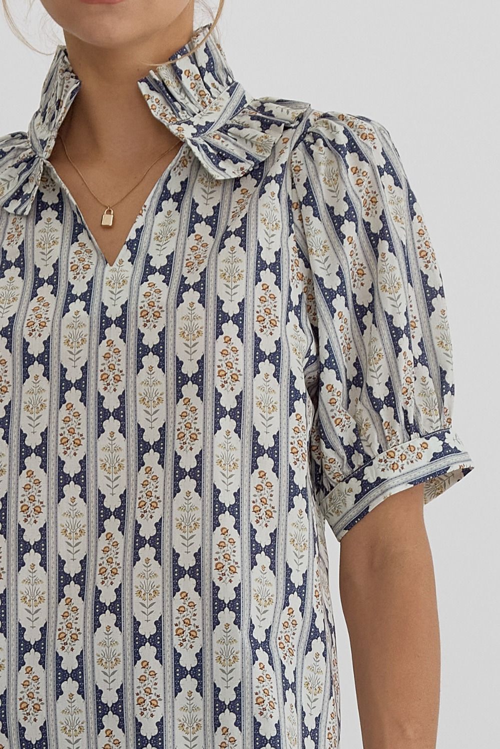 Printed Navy V-Neck Puff Sleeve Top
