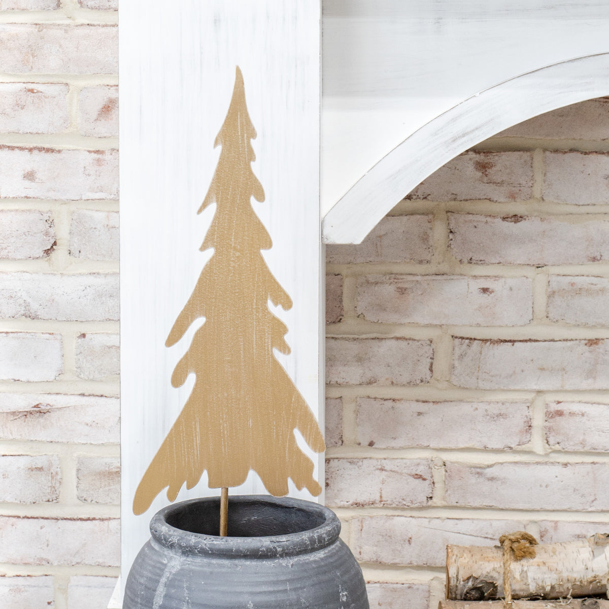 Evergreen Gold Tree Stakes