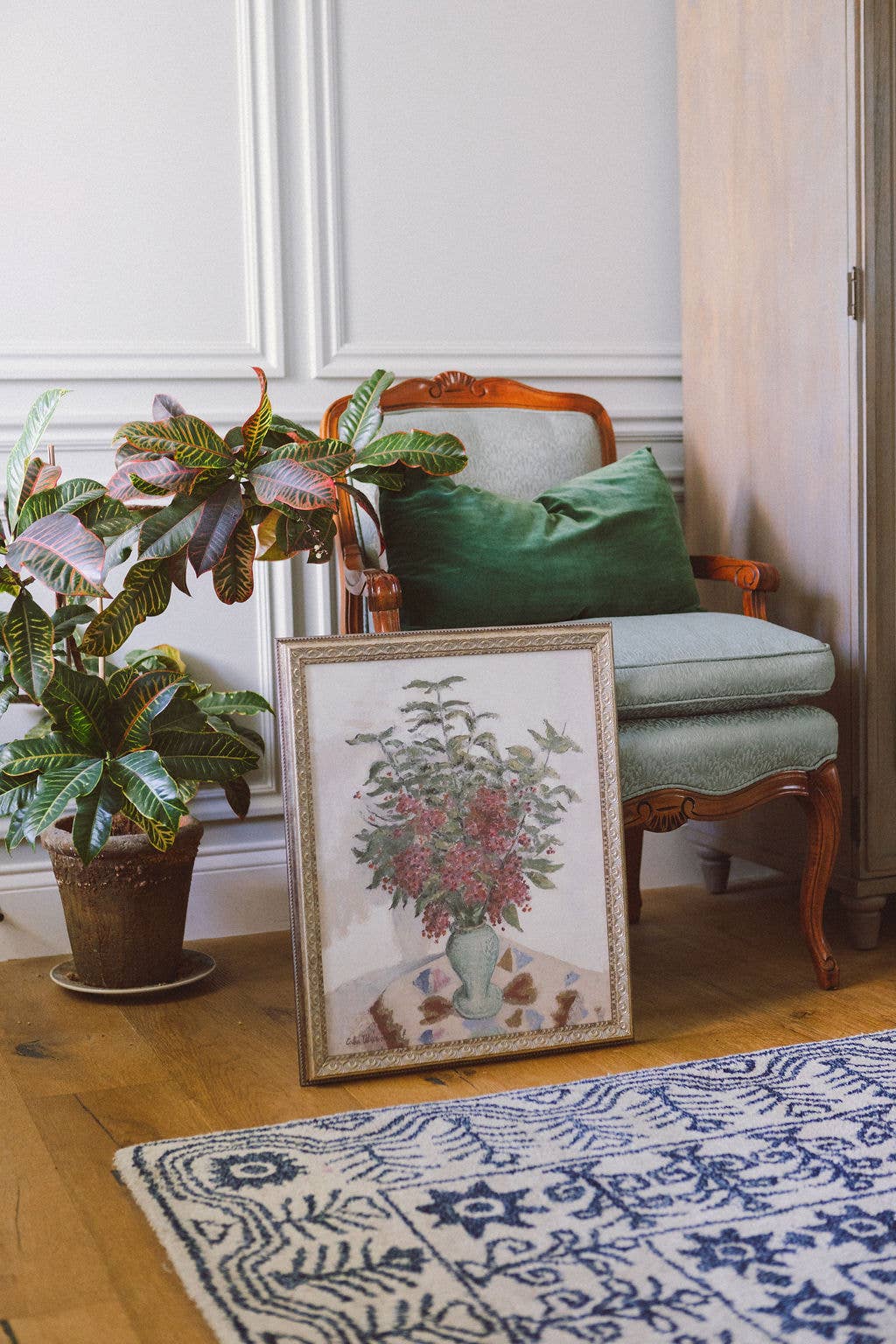 Red Hydrangeas Framed Antique Art: 12x16