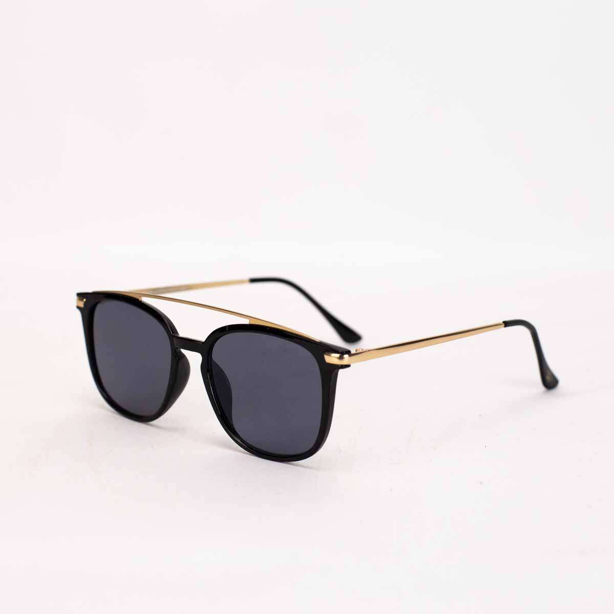 Marlowe Sunglasses Gold/Black One Size