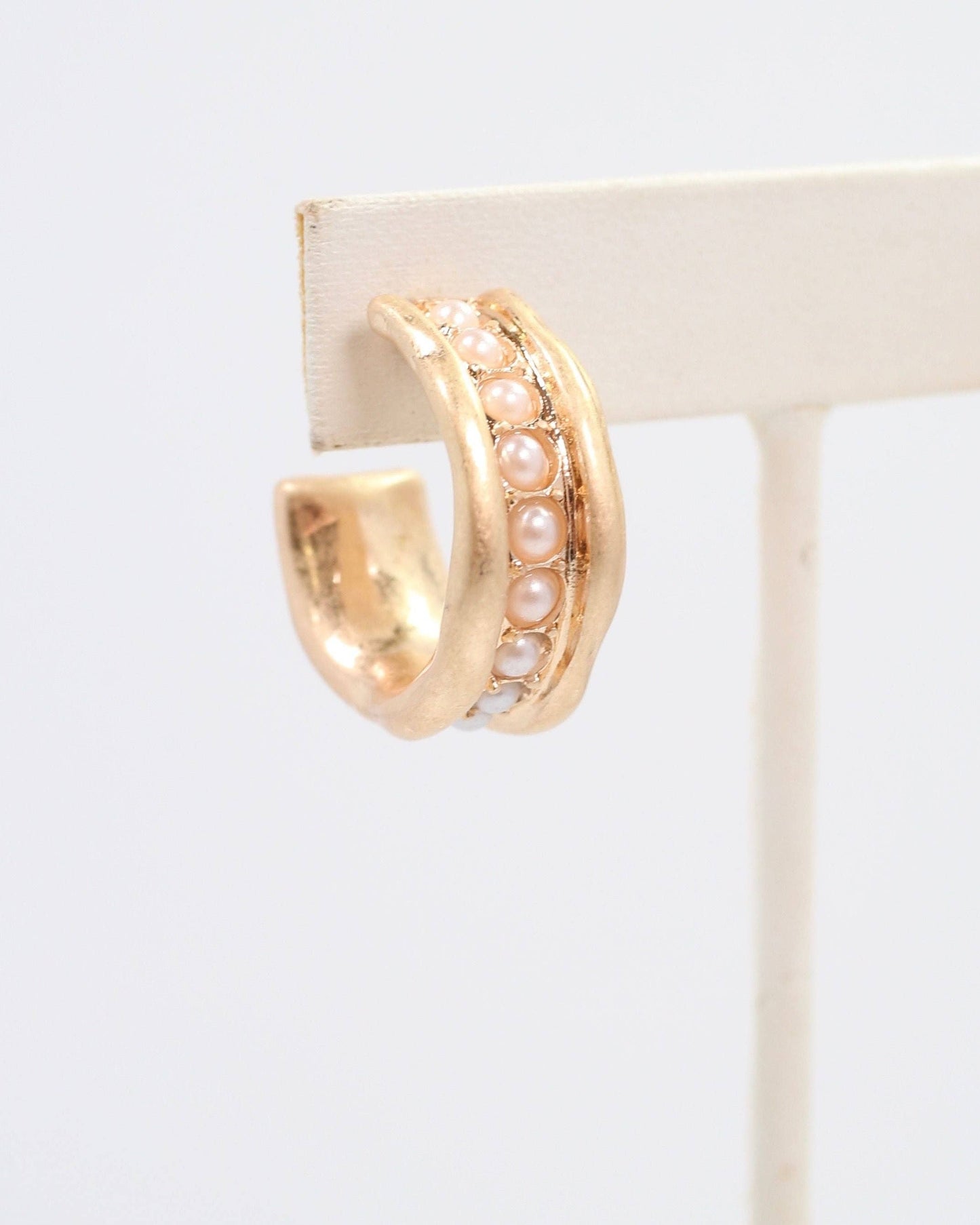 Katarina Hoop Earring Pearl