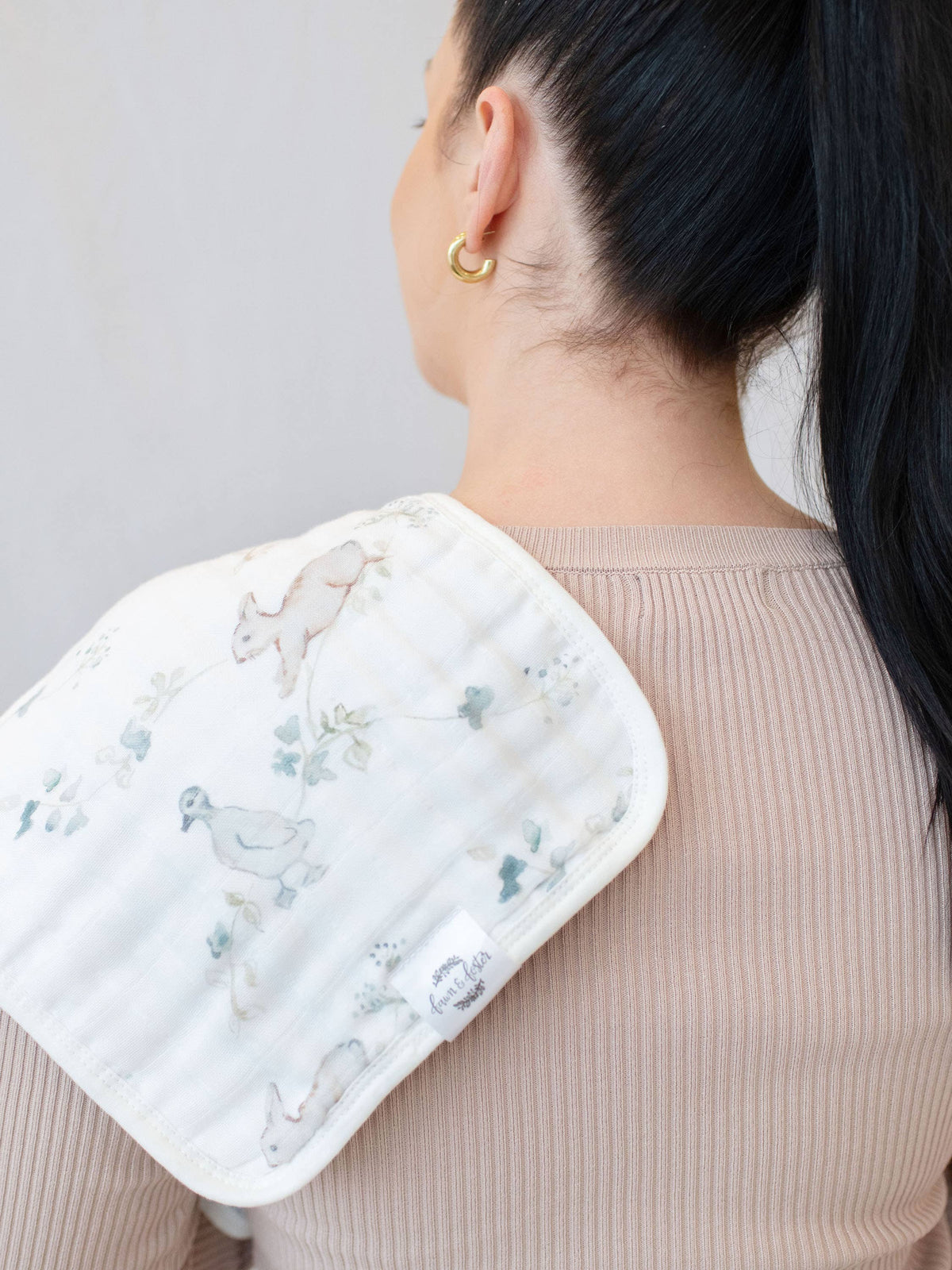 Organic Premium Oversized Absorbent Burp Cloths | Ivy Hollow
