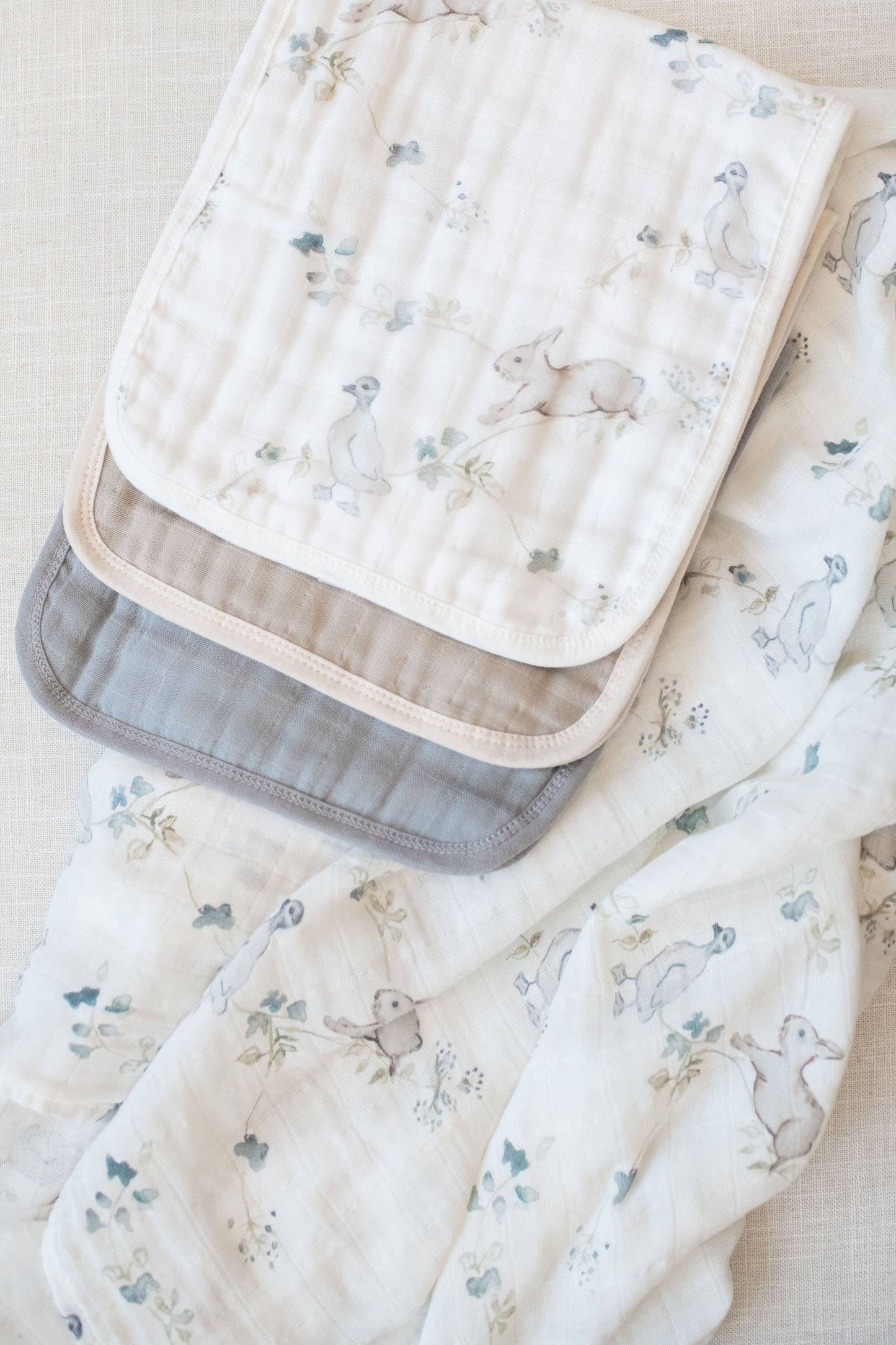 Organic Premium Oversized Absorbent Burp Cloths | Ivy Hollow