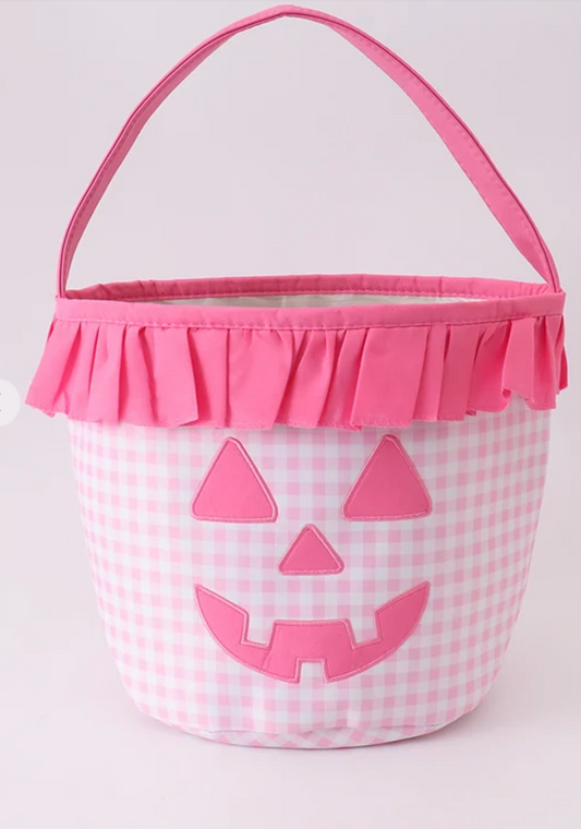 PUMPKIN APPLIQUE GINGHAM RUFFLE BASKET