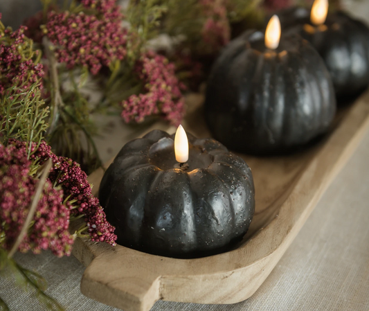 3" BLACK 3D FLAME SHORT PUMPKIN CANDLE