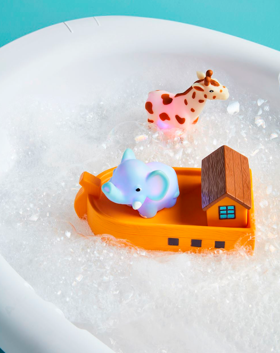 LIGHT-UP NOAHS ARK BATH TOY SET