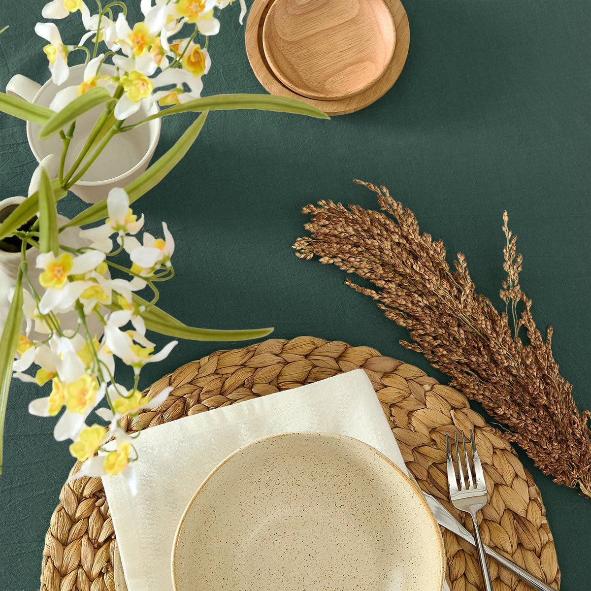 Corcovado Tablecloth (Green): 60" round