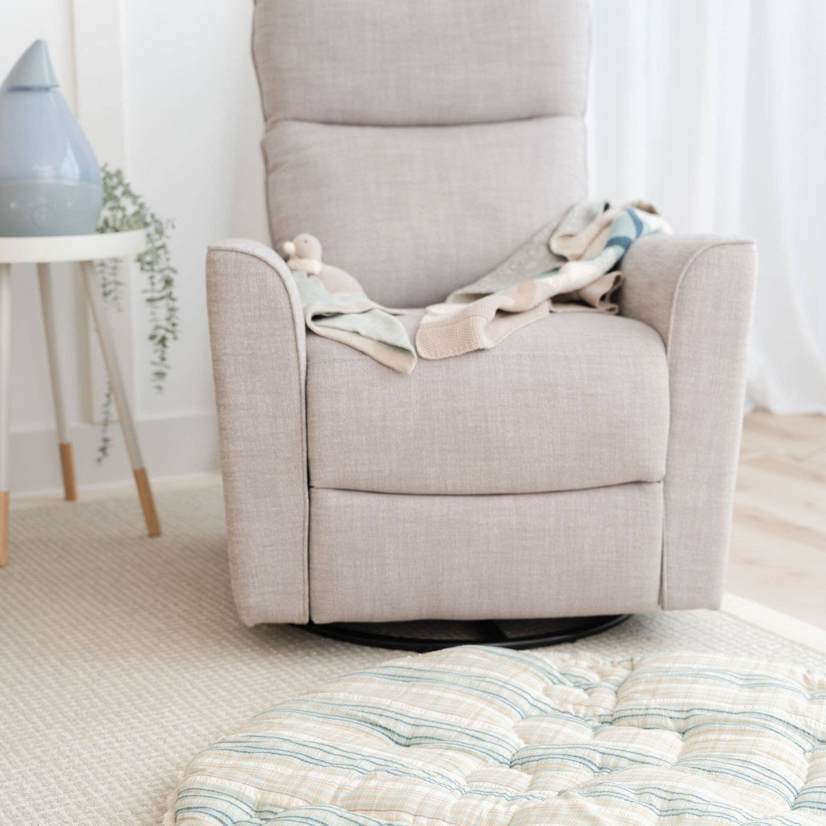 Charlie Farmhouse Quilted Play Mat