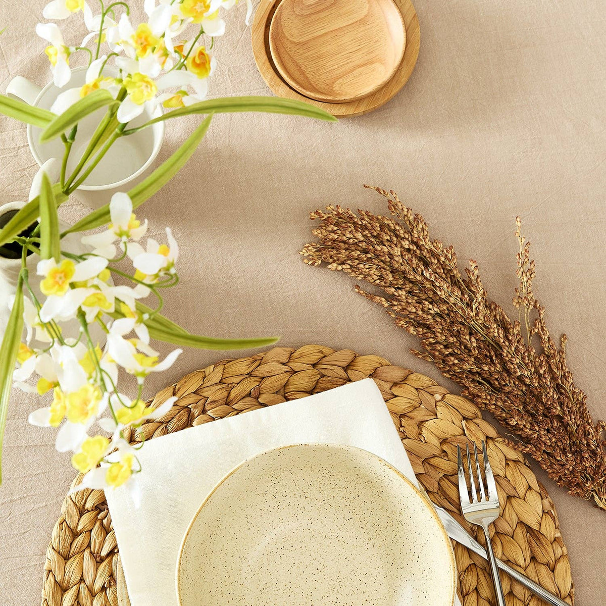 Corcovado Tablecloth (Natural): 60x102 inch