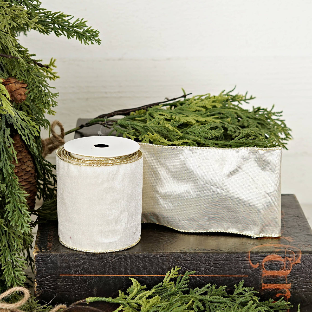 Ivory Velvet Wired Christmas Ribbon with Gold Backing – 4" x 10 Yards