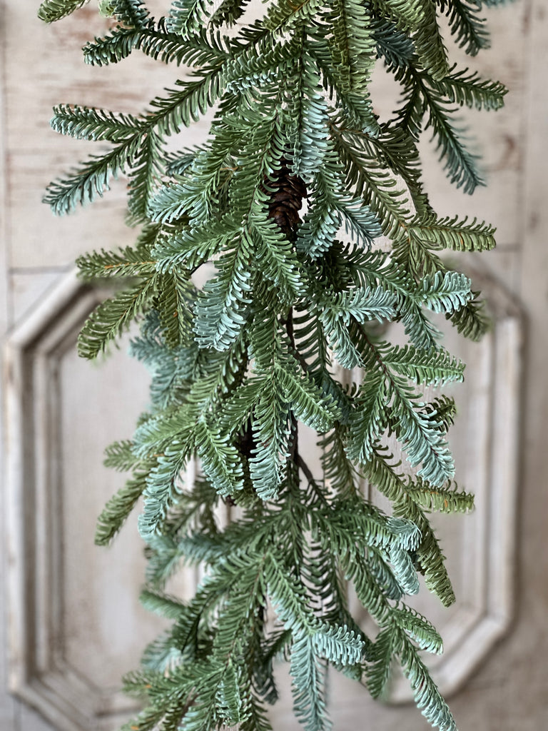 Evergreen Tapestry Garland – 6'