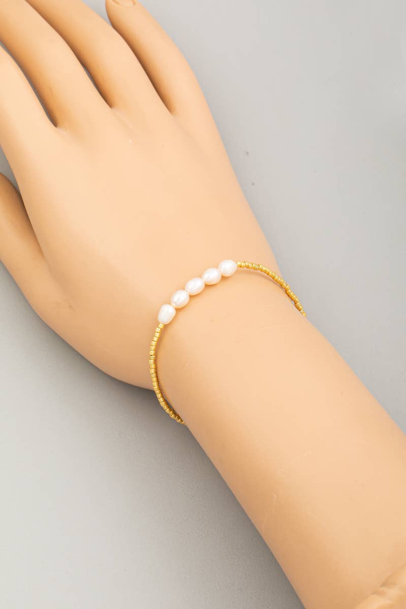Dainty Pearl Beaded Adjustable Bracelet: GD