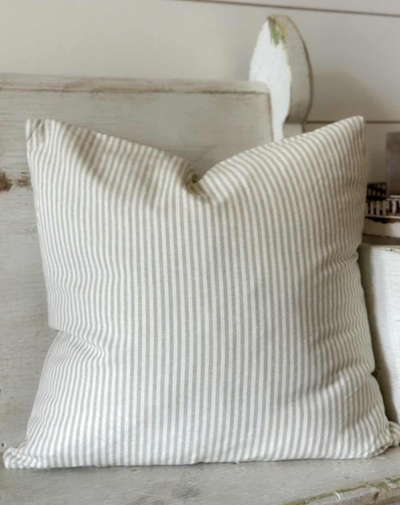 18" Stonewash Pillow