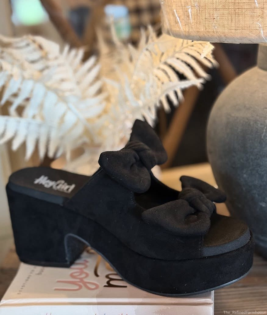 Put a Bow on it - Black suede