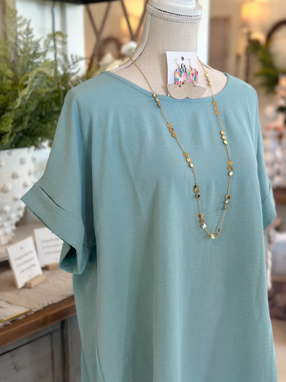 Aloe scoop neck top-Curvy