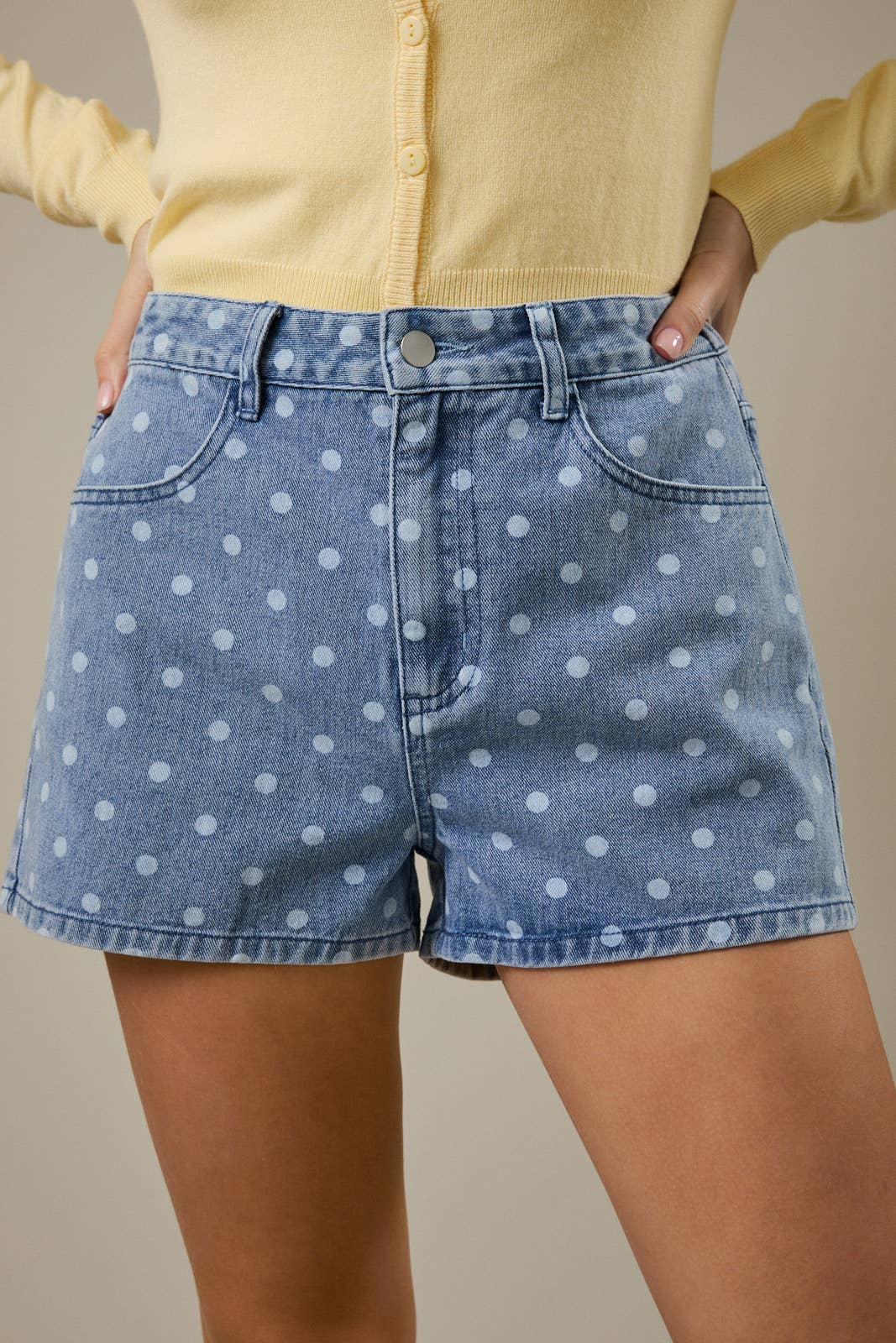 The Cottage Dot Short