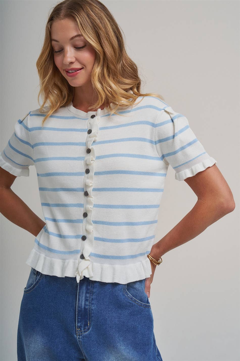 STRIPE KNITTED SWEATER BUTTON DOWN CARDIGAN TOP WITH RUFFLE : TAUPE/IVORY, S-M-L(2-2-2)
