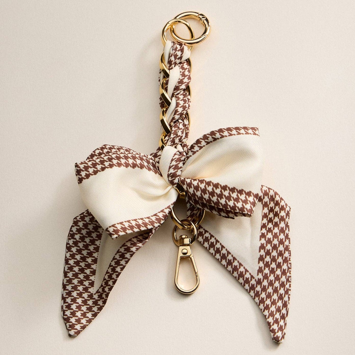 Scarf Bow Keychain with Gold Chain Link | Elegant Bag or Key Accessory: BR