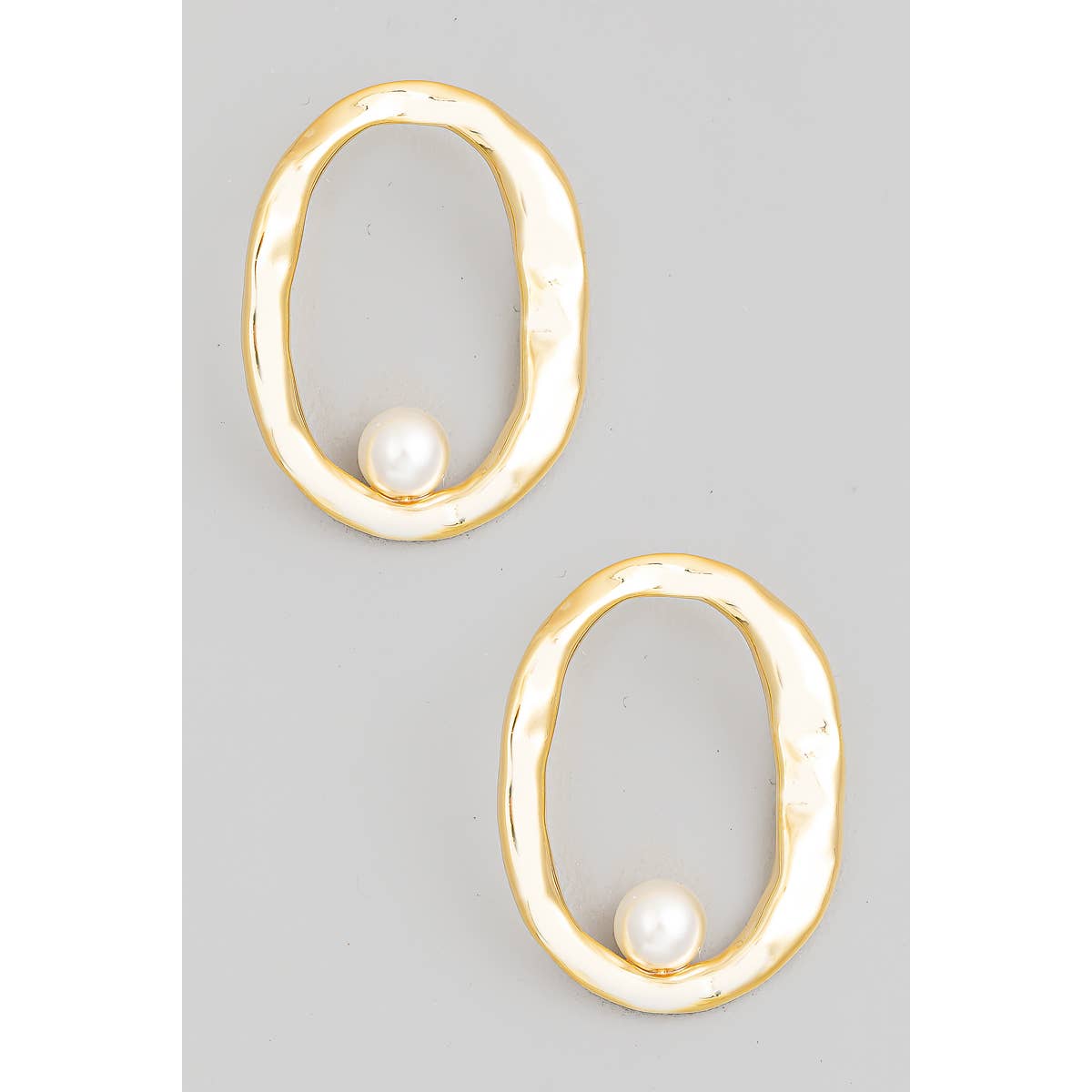 Hammered Oval Cutout Earrings: G