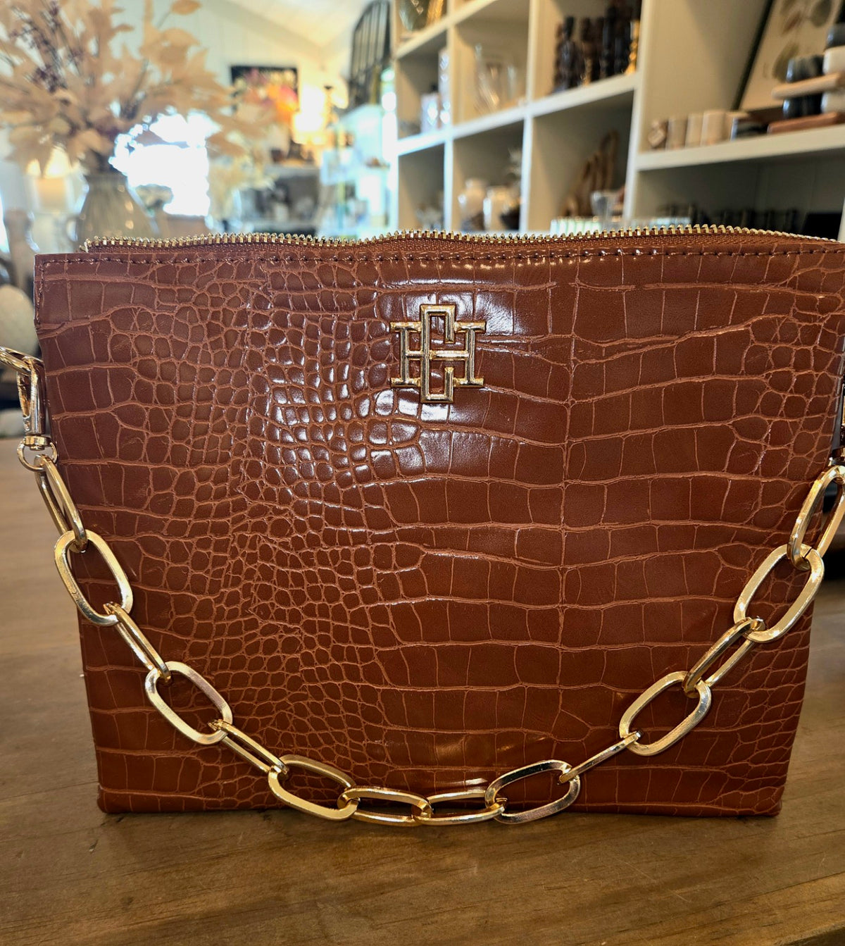 Ariana Crossbody - Saddle