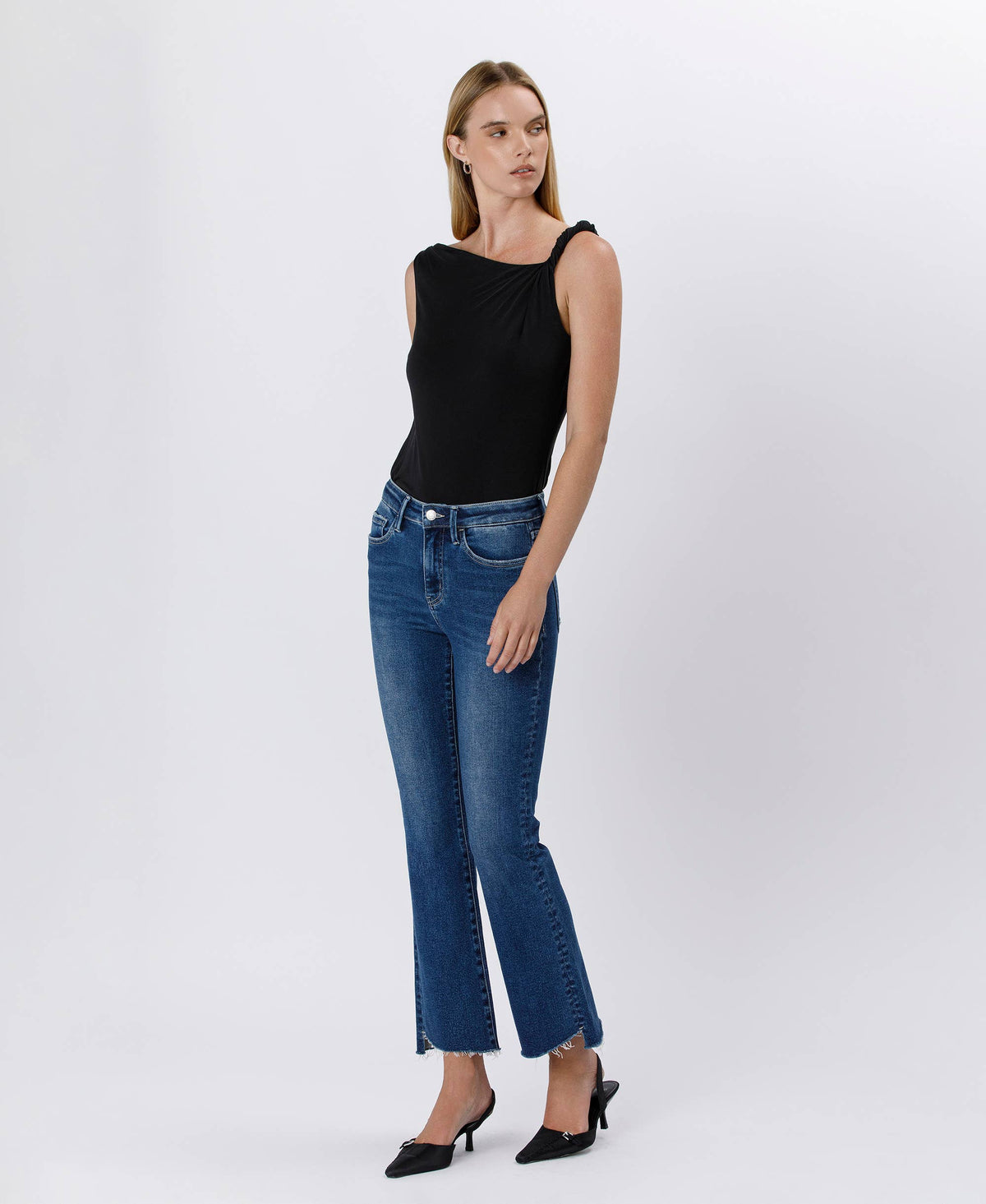 HIGH RISE RAW SIDE STEP HEM BOOTCUT JEANS LV1476: LOVE CRAFT, 26