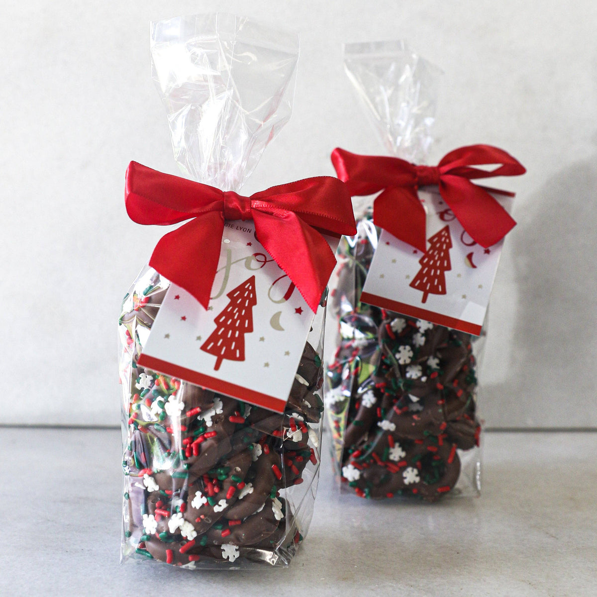 5oz Milk Chocolate Covered Pretzels with Holiday Decorations