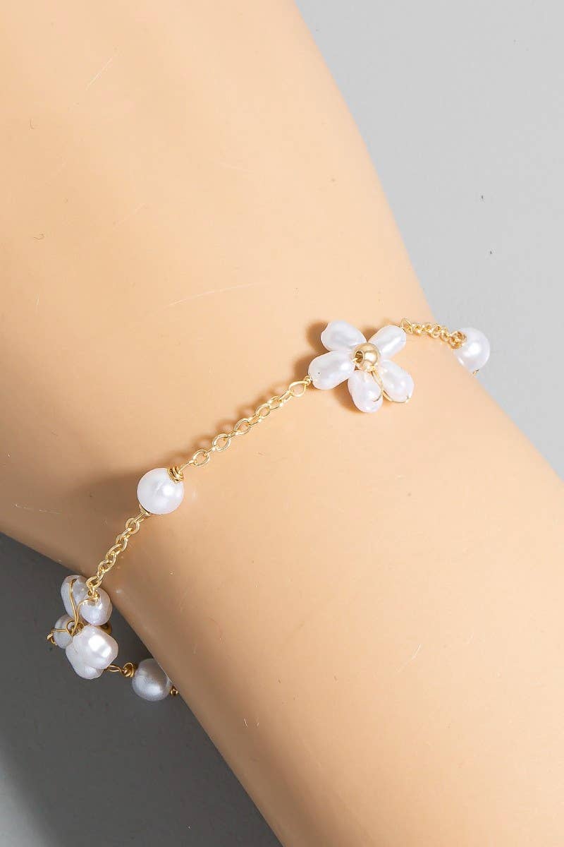 Pearl Beaded Flower Chain Bracelet Gold