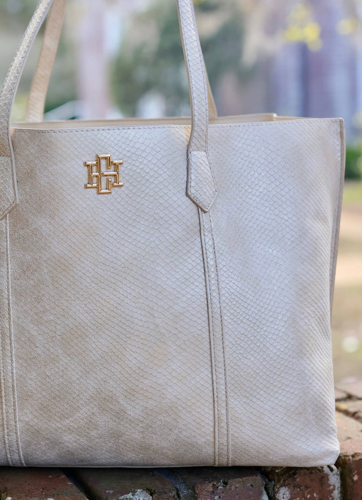 Heath Tote Bag SHIMMER CHAMPAGNE: Default
