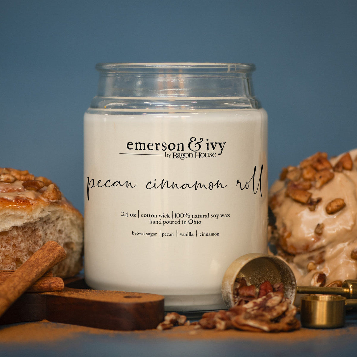 PECAN CINNAMON ROLL SOY CANDLE