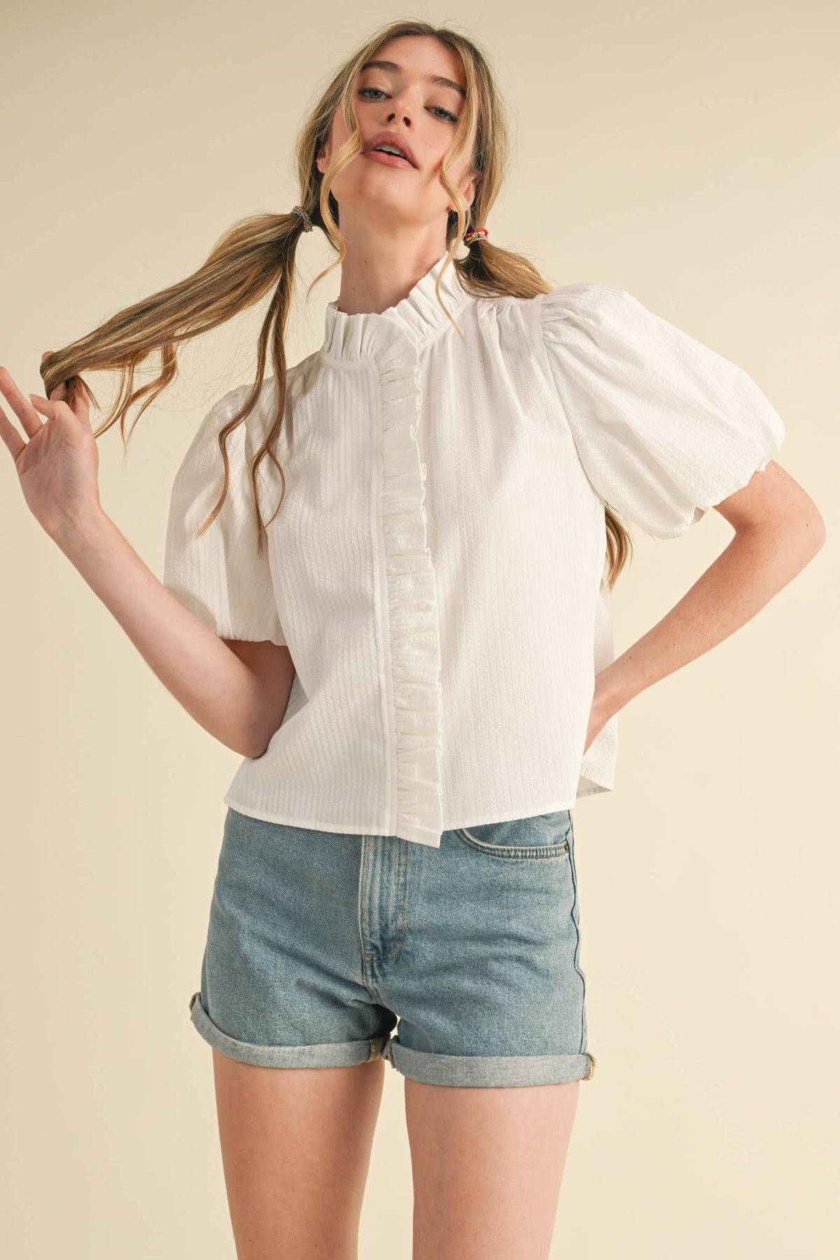 STRIPED RUFFLE BUTTON DOWN TOP MTP3750: PEACH CORAL, L