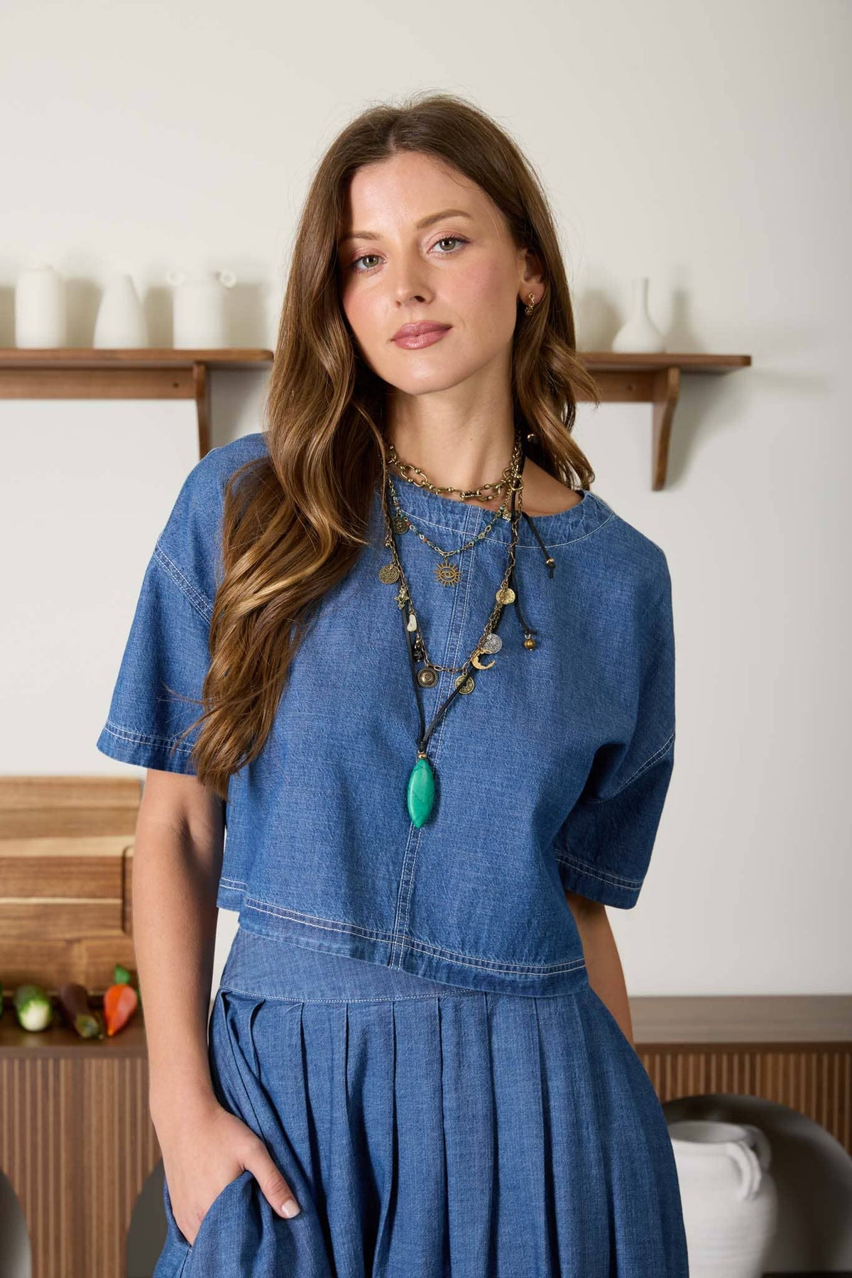 ROUND NECK SHORT SLEEVE CROPPED DENIM TOP : DENIM