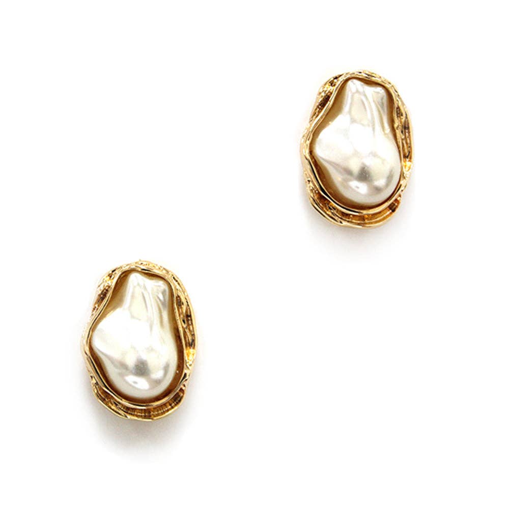 Geometric Stud with Pearl .75" Stud Earrings