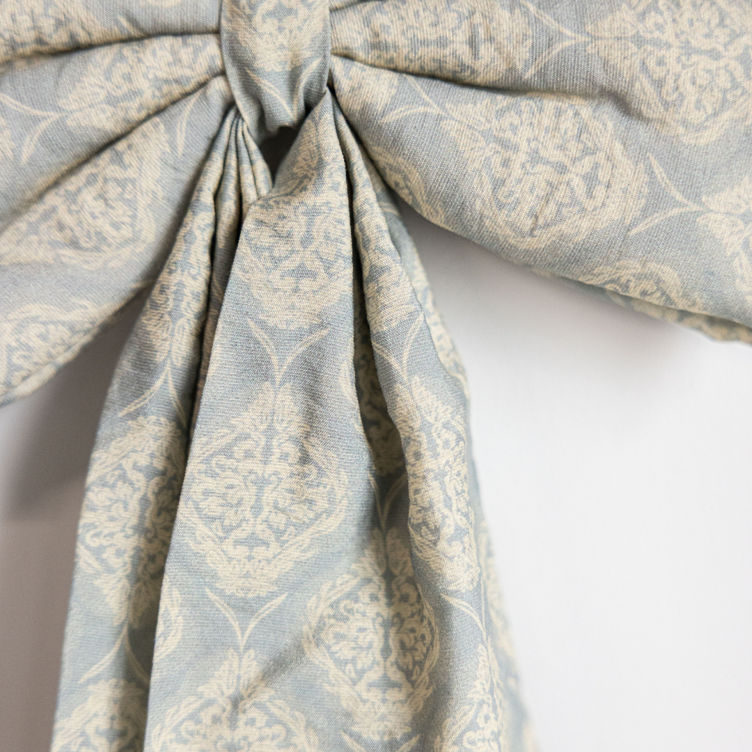 Teal Medallion Pattern Fabric Bows: Medium