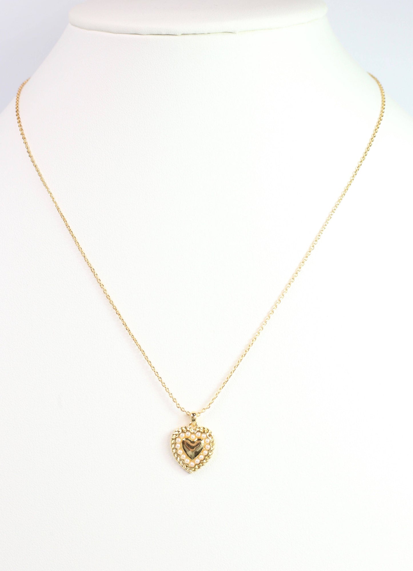 Atterbury Heart Necklace Gold