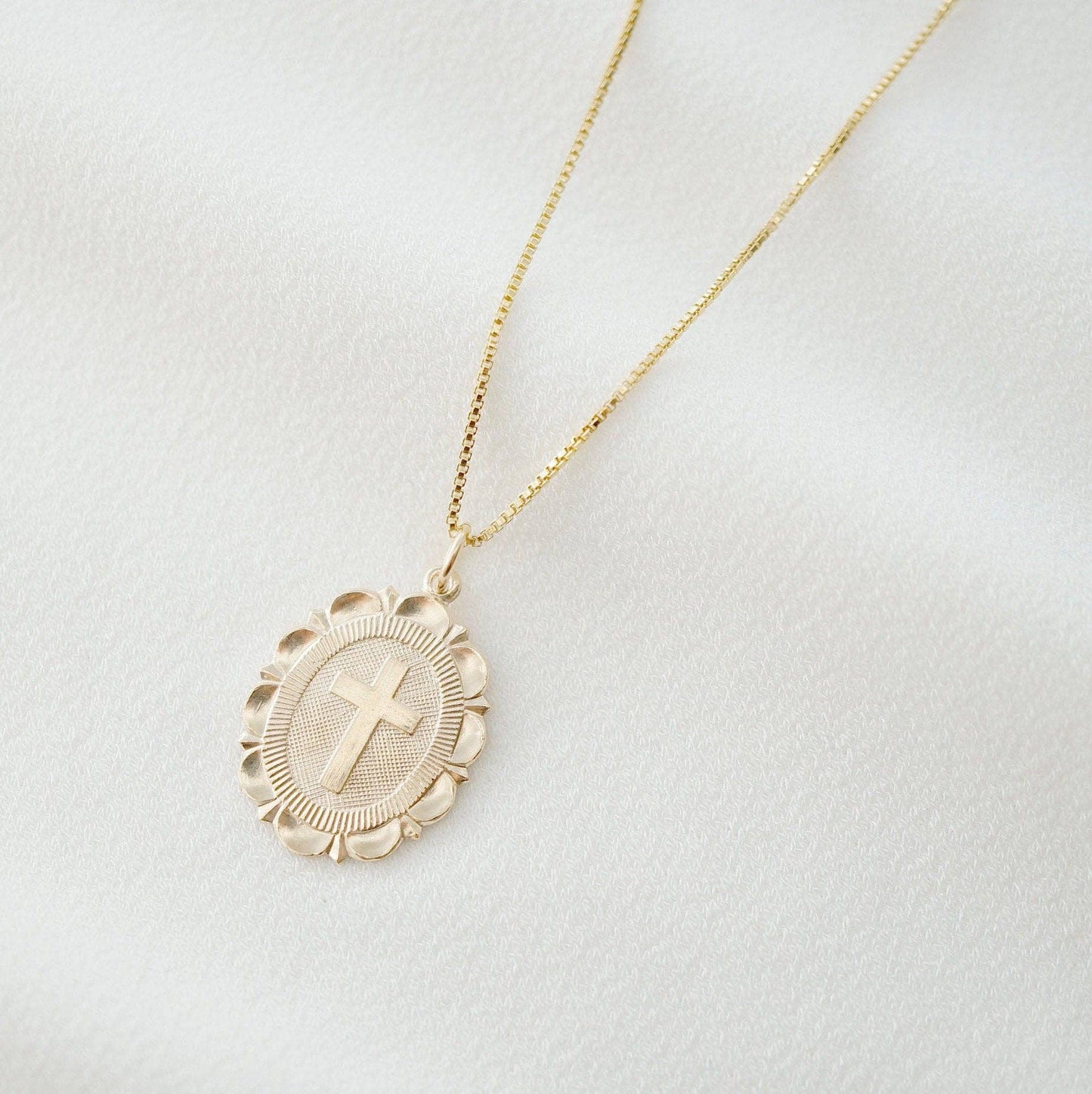 Cross Coin Medallion Necklace (Monet) in 14K Gold Fill: 14K Gold Fill, 16" Satellite
