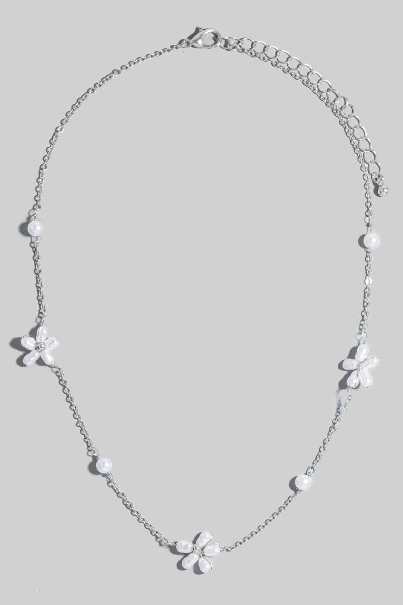 Mixed Pearl Beads Station Chain Necklace: GDCRM