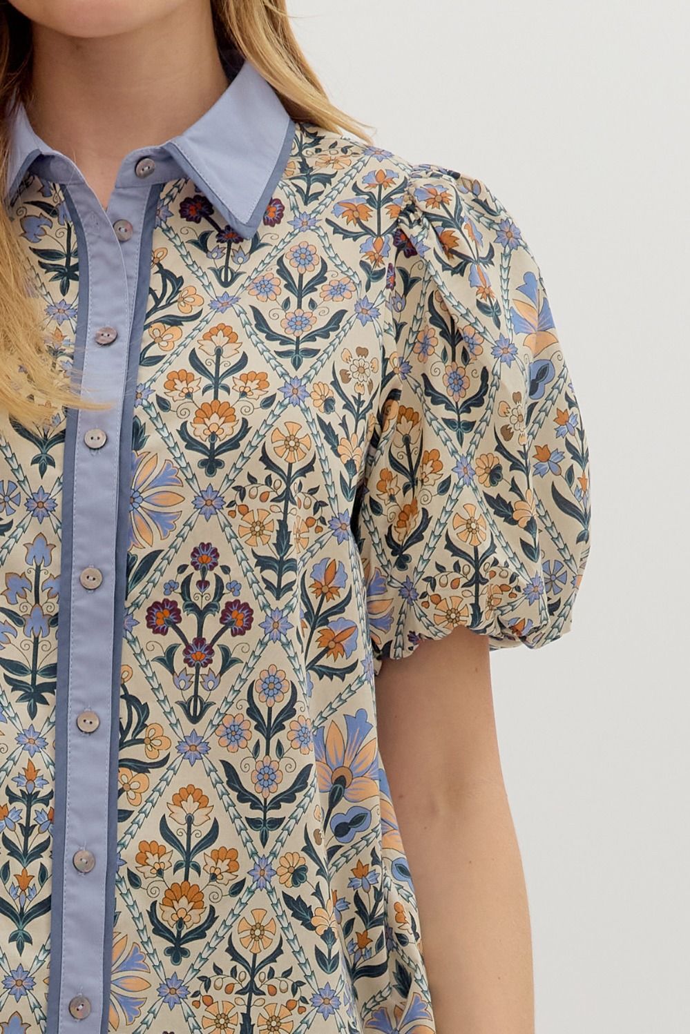 Garden Trellis Puff Sleeve Blouse