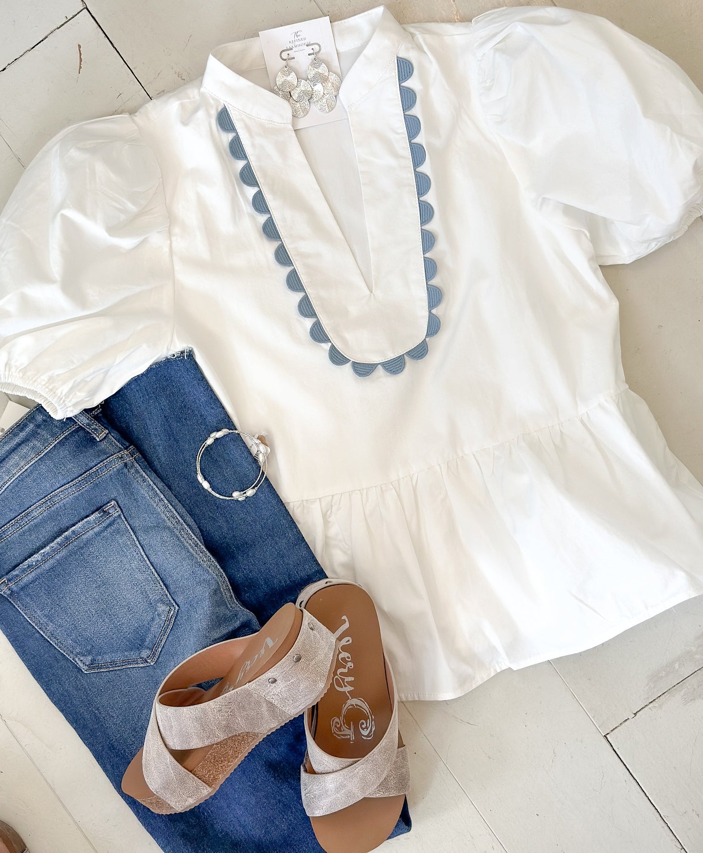 White With Blue Trim V-Neck Puff Sleeve Top