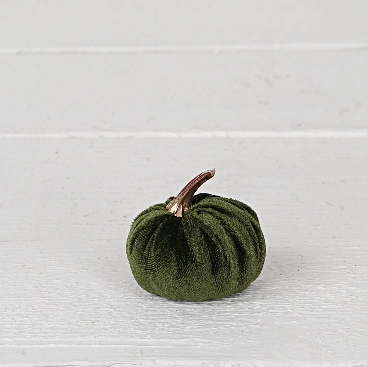 Green Bag of 6 Velvet 2in Pumpkins w.Golden Stem