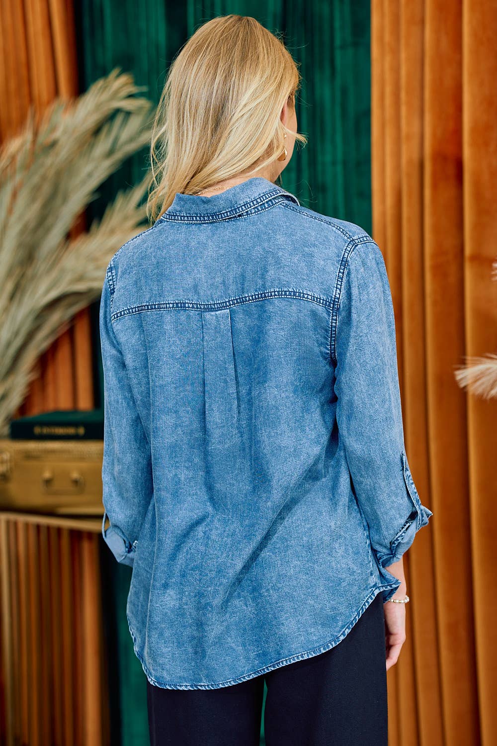 Chambray Button Down Shirt With Roll up Sleeve - 41778T: Lt.Denim, L