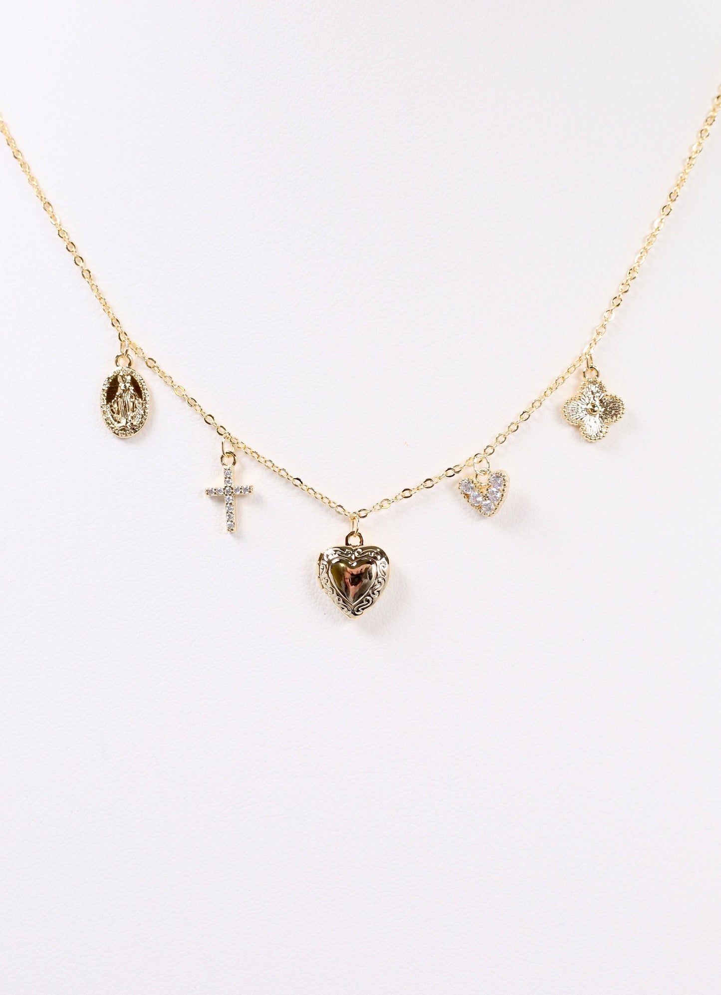 Clarence Charm Necklace Gold