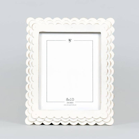 11x13x1 wood scallop photo frame (8x10) white