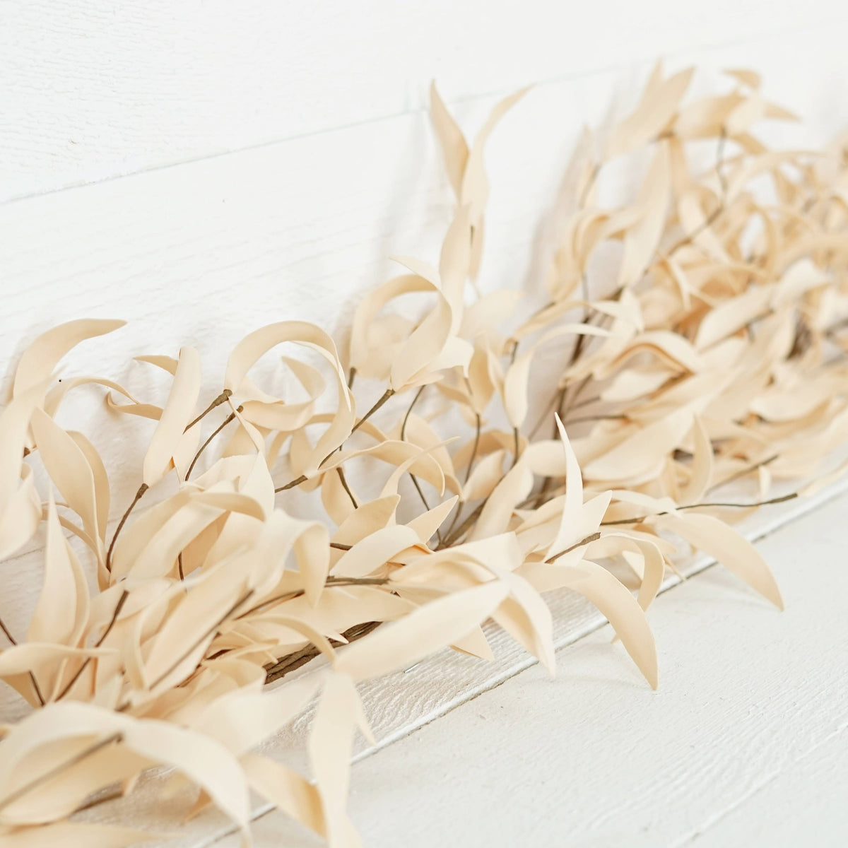 Buttercup Herb Leaves Garland 4.5ft