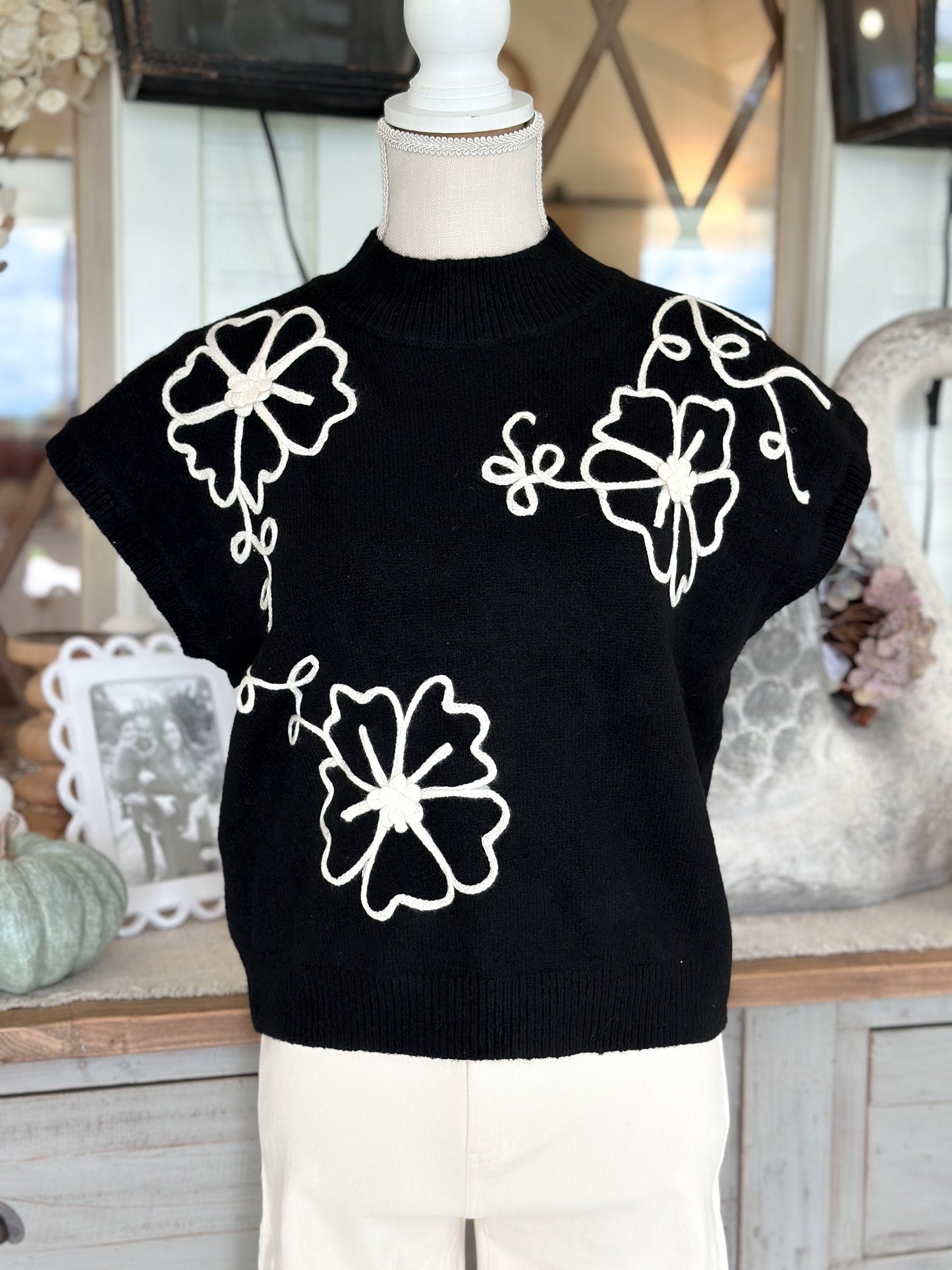 Black Short Sleeve Sweater With Raised Cream Flowers